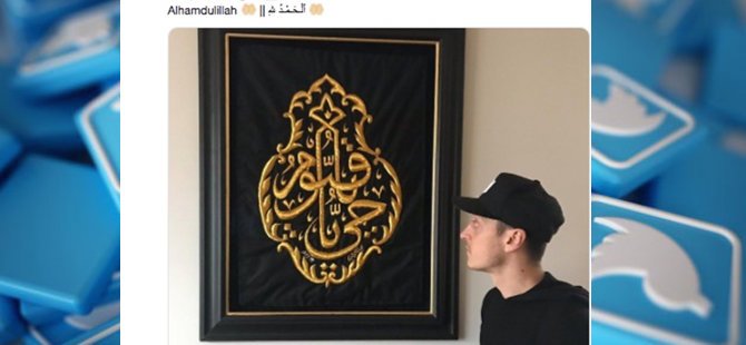Özil'den Kabe örtülü paylaşım