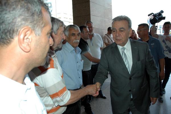 Büyükşehir davası AYM'yi bekliyor
