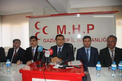 MHP Gaziantep İl Başkanı'ndan Başbakan'a Paris eleştirisi