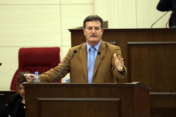 'Ne demek, Mehmetçik gelsin askerlik yapsın?'