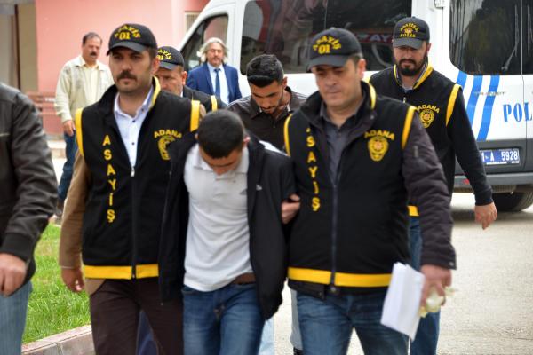 Altın dolu çantayı gasp edip 1 lirasını dahi harcayamayanlara 12'şer yıl hapis