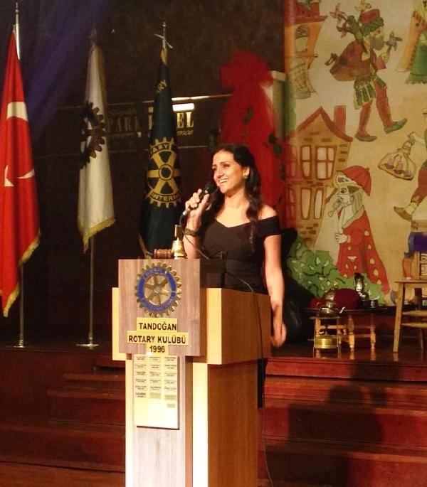 Rotary’den Dilek öğretmene ödül
