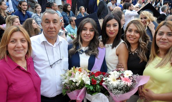 Eğitimci çiftin gurur günü