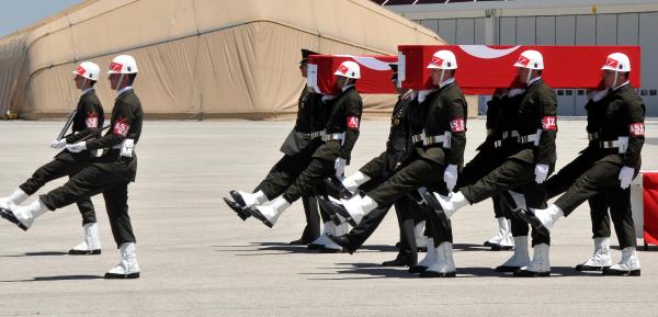 Şehitler, törenle memleketlerine uğurlandı