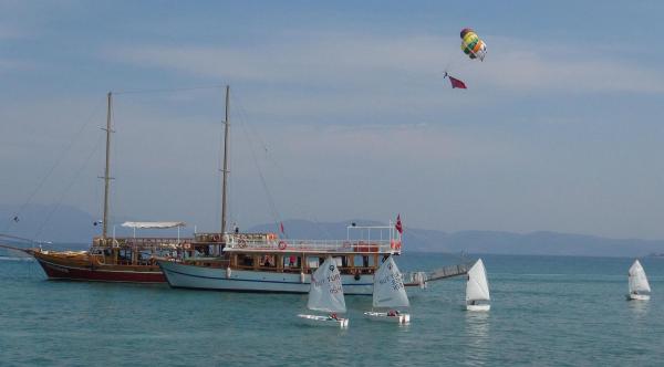 Kuşadası'nda Kabotaj Bayramı coşkusu