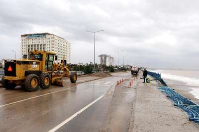 Antalya'da fırtınanın etkisi sürüyor