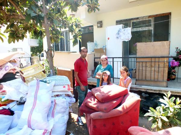 Marmaris'te iki aile Ramazan'da evsiz kaldı