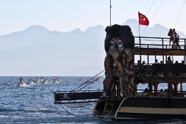 Antalya'da Kabotaj Bayramı'na renkli kutlama