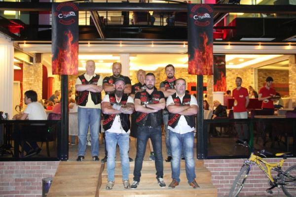 Türk Chopper Motor Kulübü üyelerinden iftarda birlik mesajı