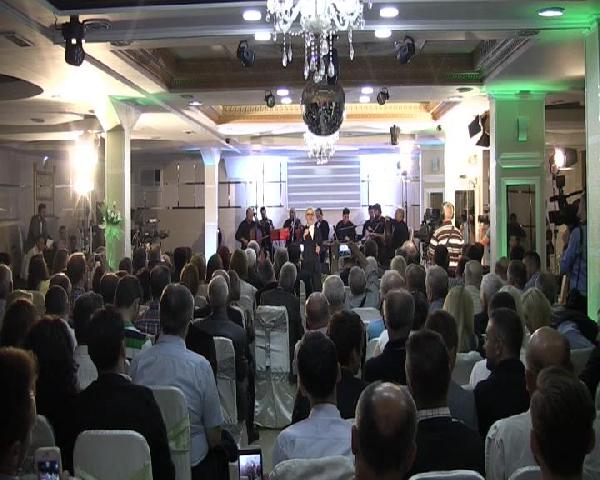 Makedonya Türk Demokratik Partisi'nin geleneksel iftar yemeğine 700 kişi katıldı