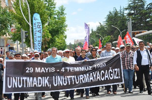 Çorum olaylarında ölenler anıldı