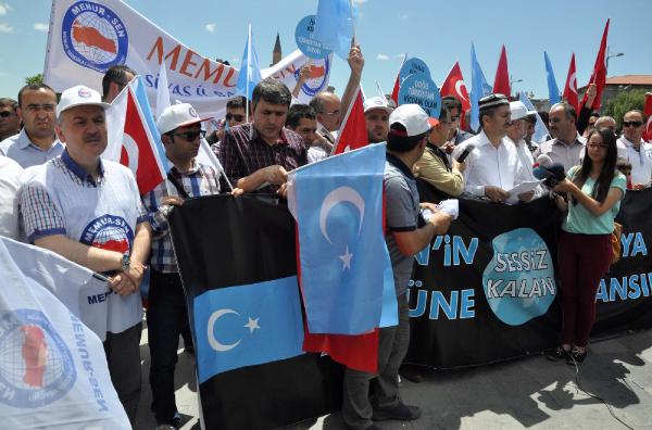Memur-Sen'den 'Doğu Türkistan' tepkisi