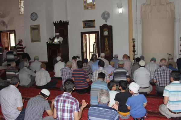 Demirel'e Manisa'da mevlit