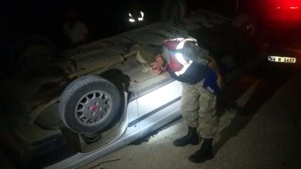 Andırın’da otomobil devrildi: 2 yaralı