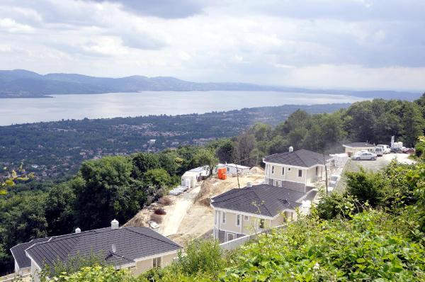 Sapanca'nın göl manzaralı eski orman içi köyleri Arap zenginlerine 'Villaköy' oldu