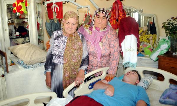 Umut'u tedavi için Rusya'dan biyoenerji uzmanı geldi