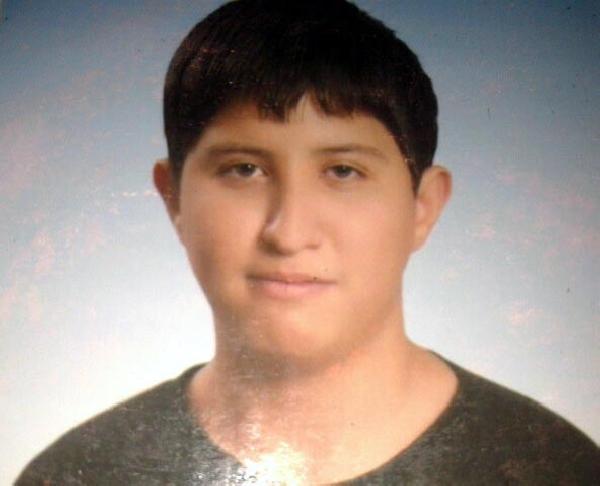 Motosikletli gece gezintisi faciayla noktalandı; 2 arkadaş öldü