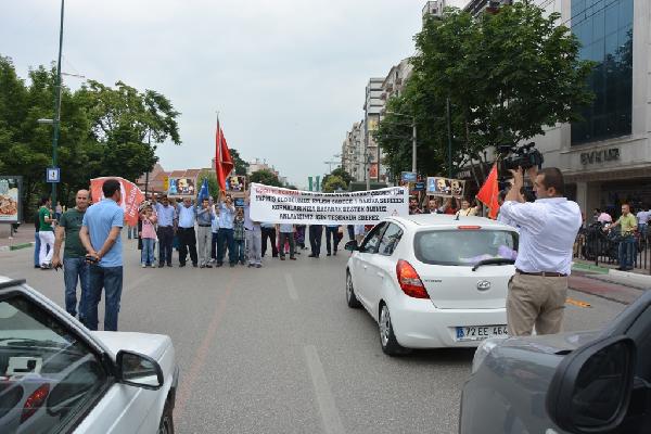Bursa’da Alperenler'den Doğu Türkistan protestosu