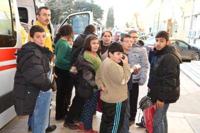 Kırklareli’de engelli minibüsü devrildi: 16 yaralı