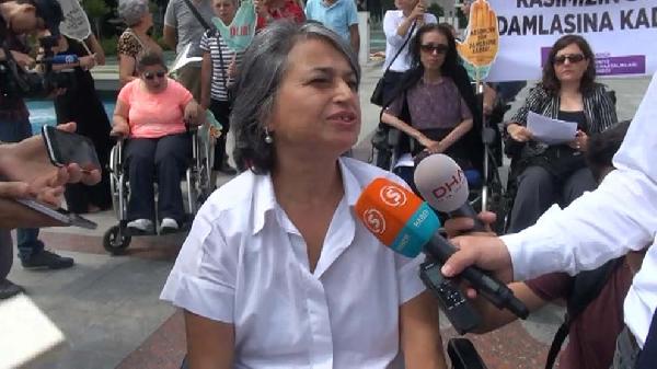 Kas Hastaları Derneği'nden İBB önünde eylem