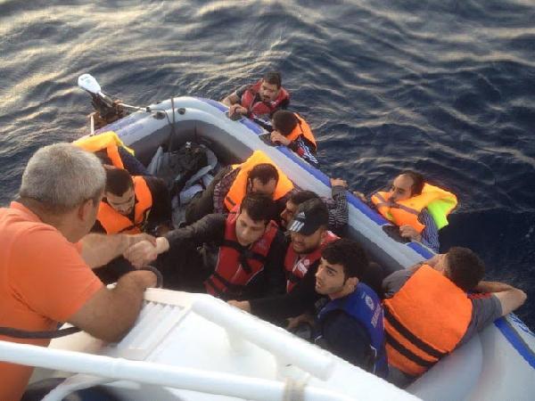 Ege'de üç günde 516 kaçak yakalandı