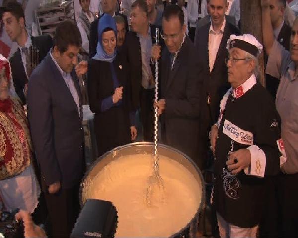 Bekir Bozdağ: "DEAŞ uluslararası proje bir terör örgütüdür"