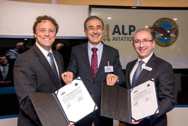 Alp Havacılık 480 milyon dolarlık anlaşma imzaladı
