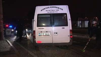 Minibüs Direğe Çarptı: 1'i Ağır 5 Yaralı