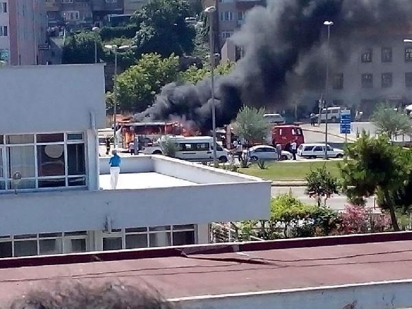 Şoförlerin yolcu taşıma kavgası: 4 yaralı