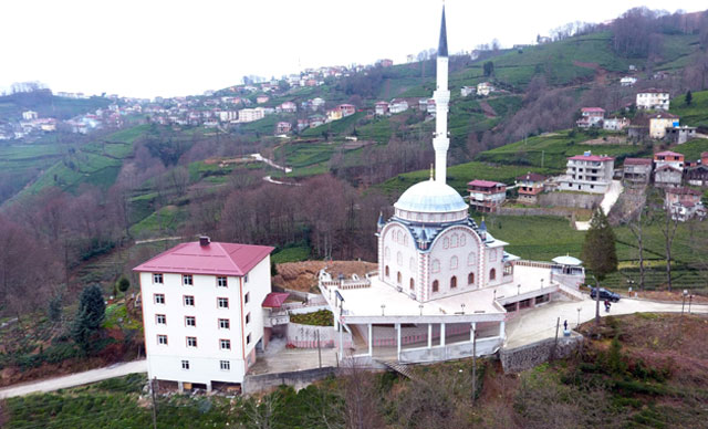 Rize’de sıradan bir mimari örneği