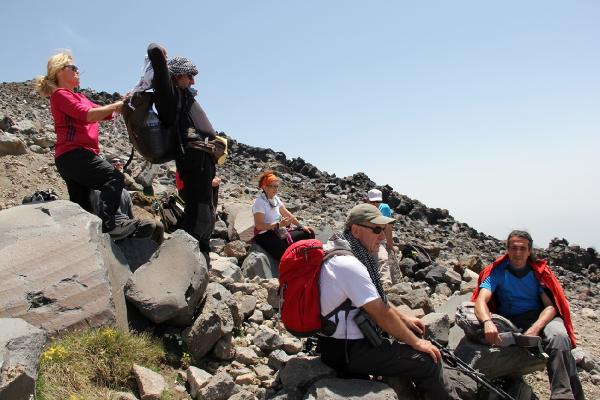 Ağrı'ya tırmandılar, hedefte Everest var