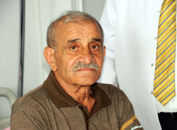 Mesane kanseri hastasına bağırsaktan idrar torbası yapıldı