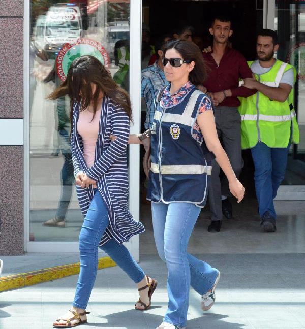 Öğretmene, eski sevgileden beyzbol sopalı işkence