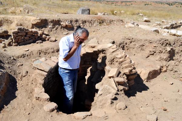 Prof. Dr. Mehmet Özhanlı: Fitreleri arkeolojik kazılara verin