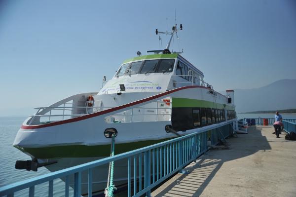 İznik Gölü’nde gemi seferleri başladı