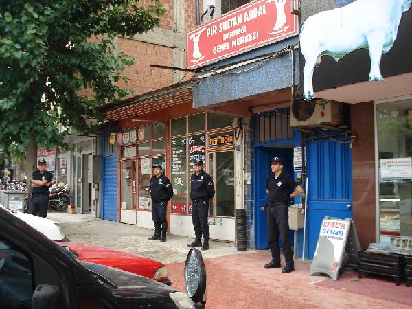 Çorum'da DHKP-C operasyonu: 3  gözaltı