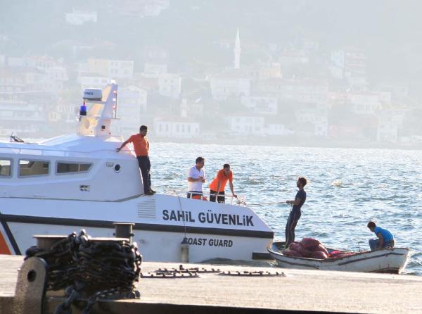 Sahil Güvenlik'ten kaçak midye operasyonu