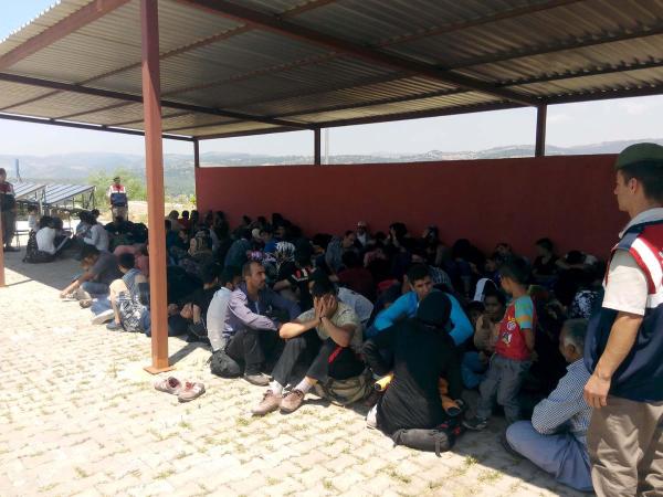 Çanakkale'de 118 kaçak yakalandı