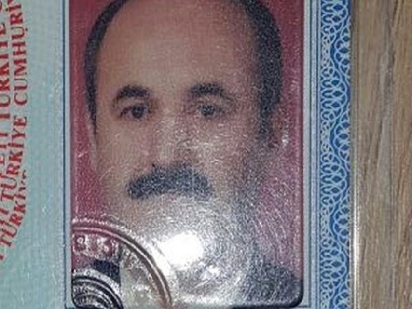Eşi ve oğlunu öldürüp intihar etti