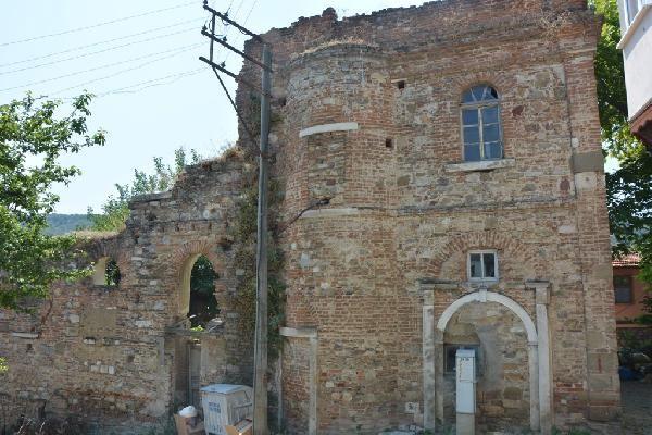 Historic church in Turkey’s Bursa for sale on Internet