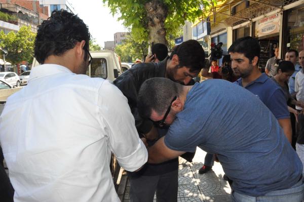 Sırt çantalı Mısırlı, polisi alarma geçirdi