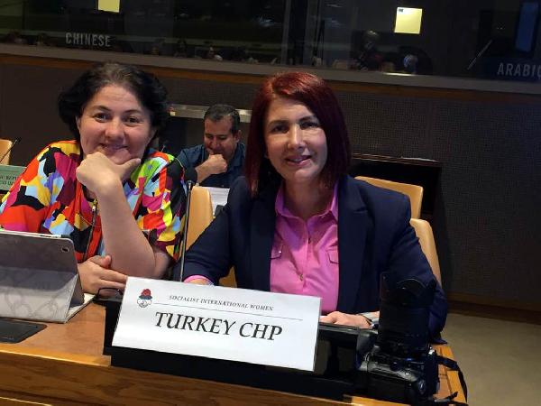 New York’ta SIW Toplantısı’nda konuşan Benli: Türkiye’deki 37 kadın başkandan biriyim
