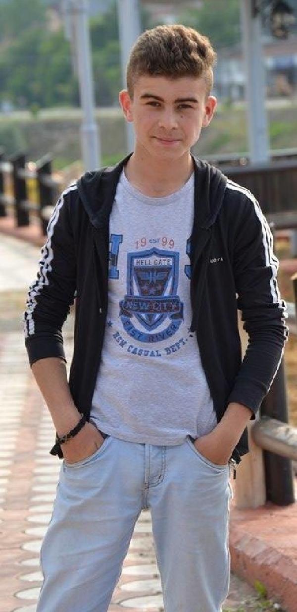 15 yaşındaki Emre, denizde boğuldu