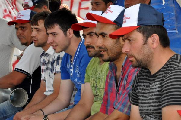Madencinin 2 asgari ücret eylemi sürüyor