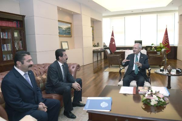 Kılıçdaroğlu, KESK heyeti ile görüştü