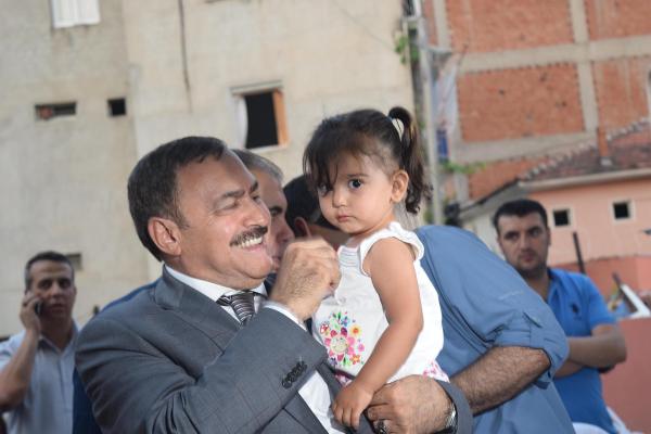Bakan Eroğlu: "Milletlerimizin menfaatleri, partimizin menfaatlerinin üzerinde gelir"