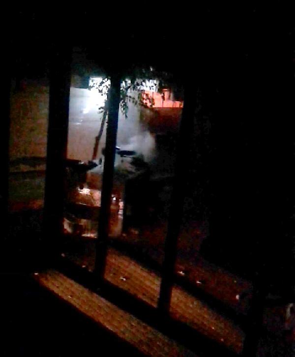 Şırnak'ta göstericilere müdahale eden zırhlı polis aracı devrildi