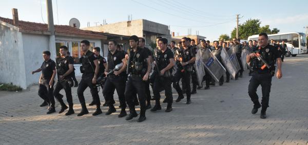 Keşan’da polisin sloganlı yürüyüşüne soruşturma