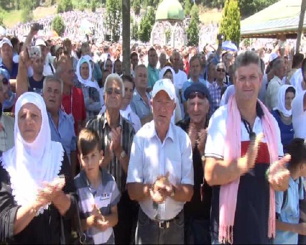 - Srebrenitsa'daki soykırım anmasında Sırp Başbakan protesto edildi