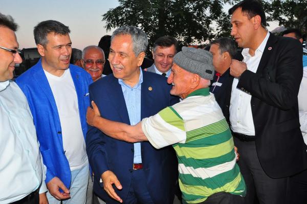 Arınç: Türkiye'yi hükümetsiz, sahipsiz bırakmayız